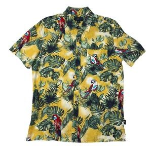 Jimmy buffet Margaritaville Yellow Parrot Hawaiian button down small tropical